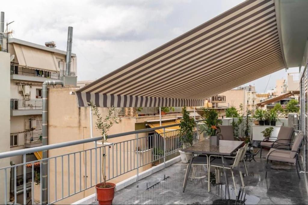 Artistic Apt In Vibrant Gazi With Large Terrace By Ghh Athen Eksteriør billede