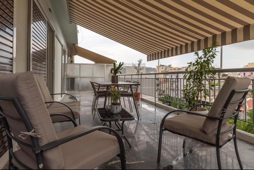 Artistic Apt In Vibrant Gazi With Large Terrace By Ghh Athen Eksteriør billede