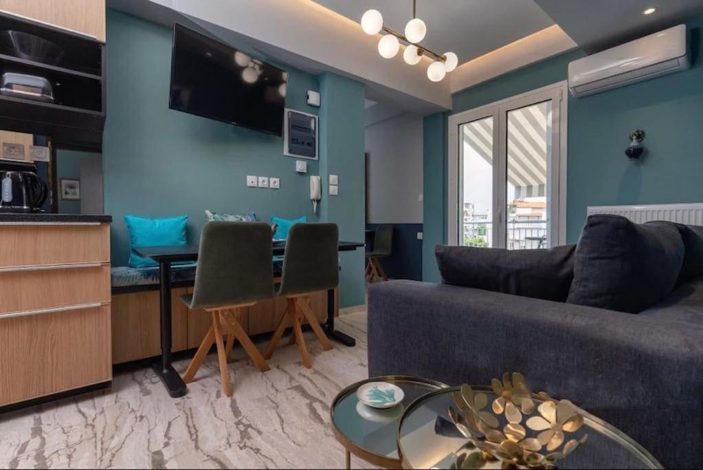 Artistic Apt In Vibrant Gazi With Large Terrace By Ghh Athen Eksteriør billede