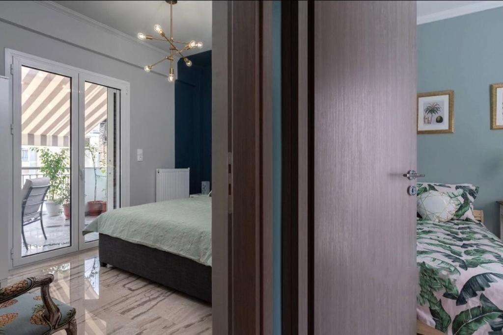 Artistic Apt In Vibrant Gazi With Large Terrace By Ghh Athen Eksteriør billede