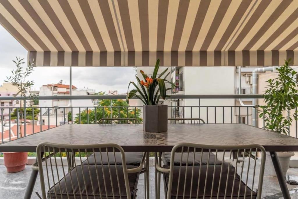 Artistic Apt In Vibrant Gazi With Large Terrace By Ghh Athen Eksteriør billede